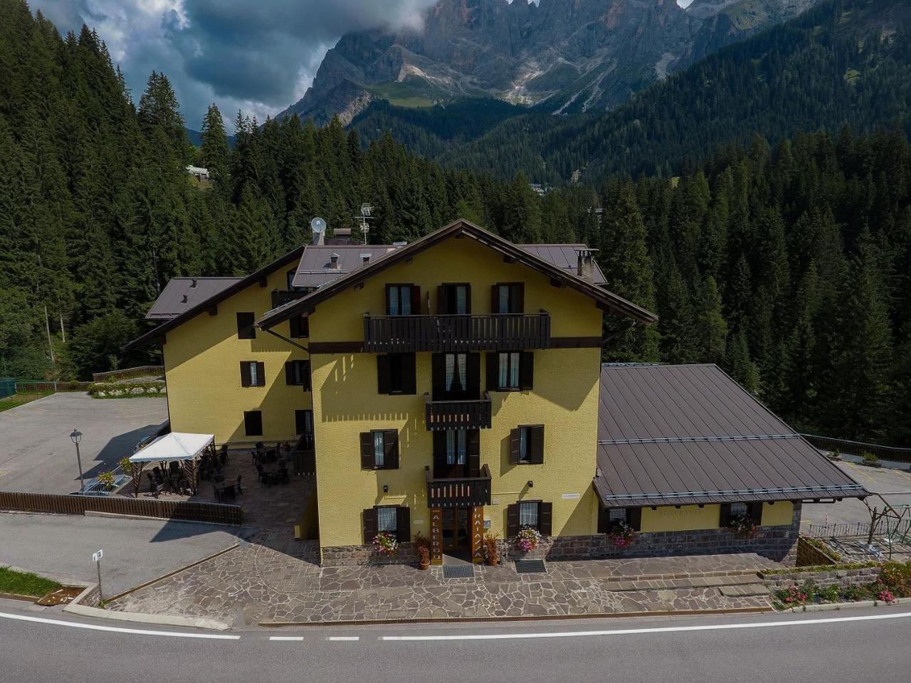 Gh Hotel Fratazza Сан-Мартино-ди-Кастроцца Экстерьер фото